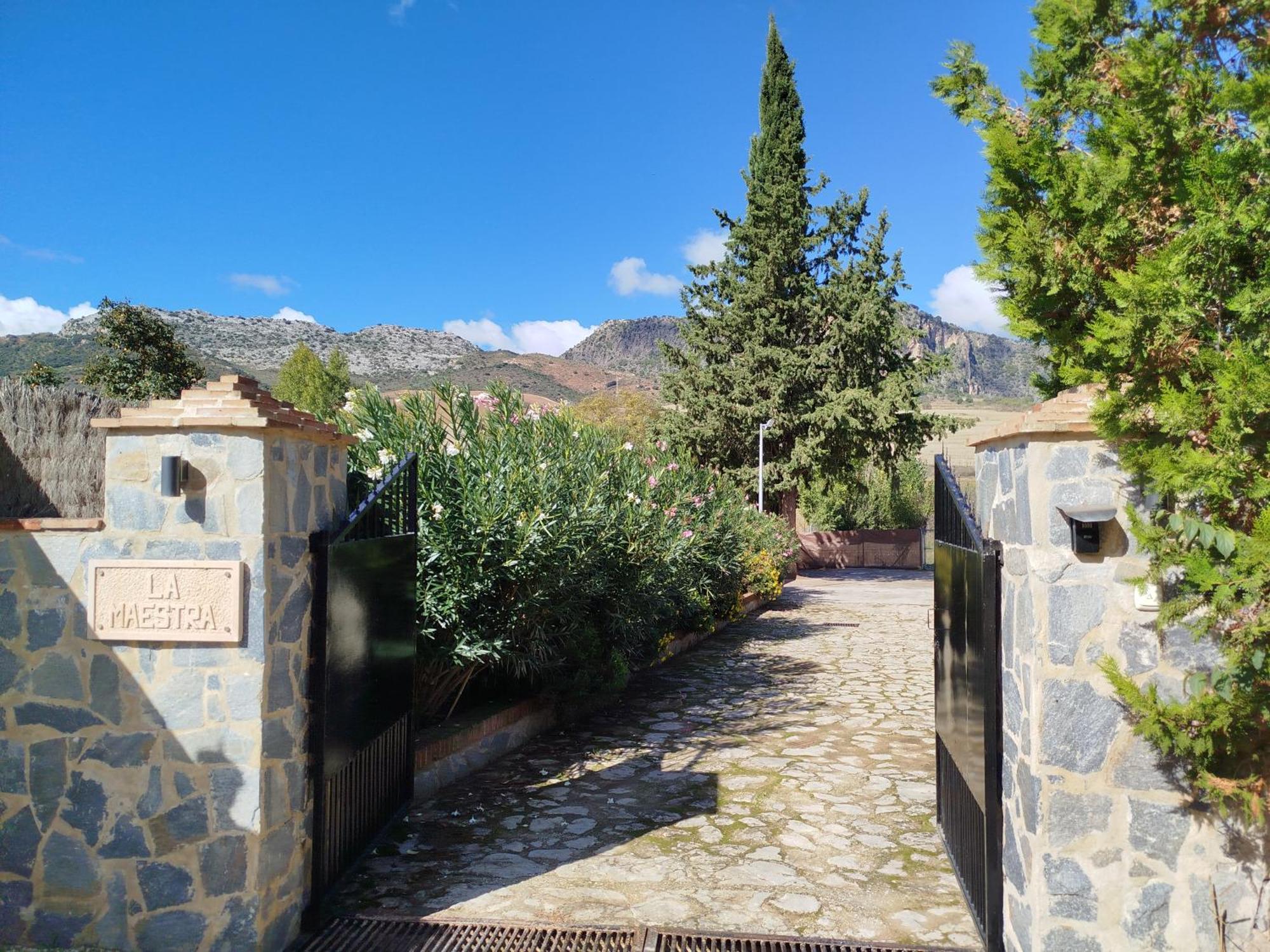 Casa Rural La Maestra Ронда Экстерьер фото